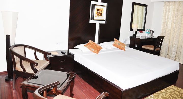 Hotel Ark Continental Rudrapur Екстериор снимка